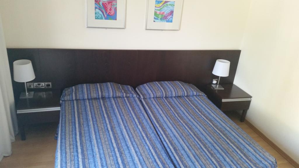 Crown Resorts Henipa Larnaca Luaran gambar